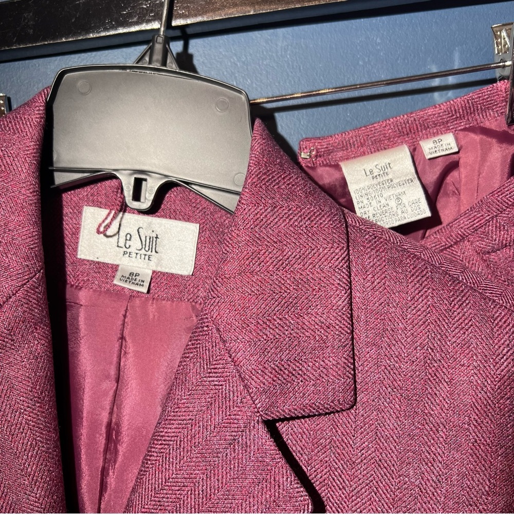 Le Suit Petite Women’s Pink Skirt Suit Set